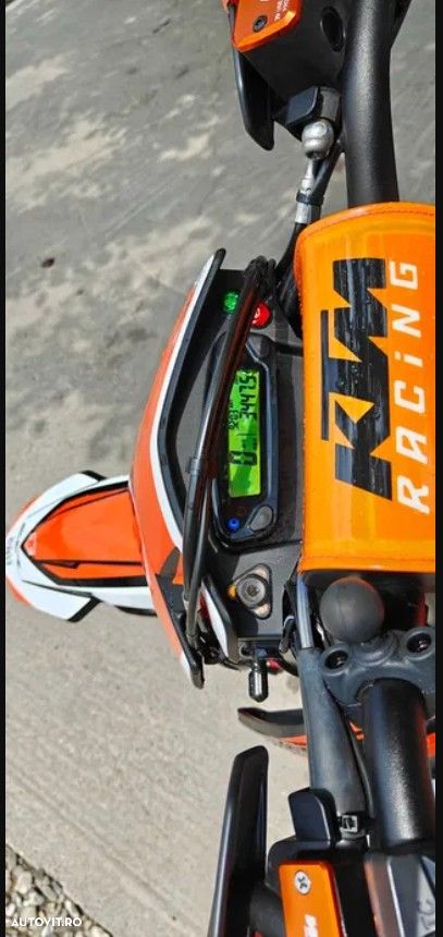 KTM 690 SMC R - 5