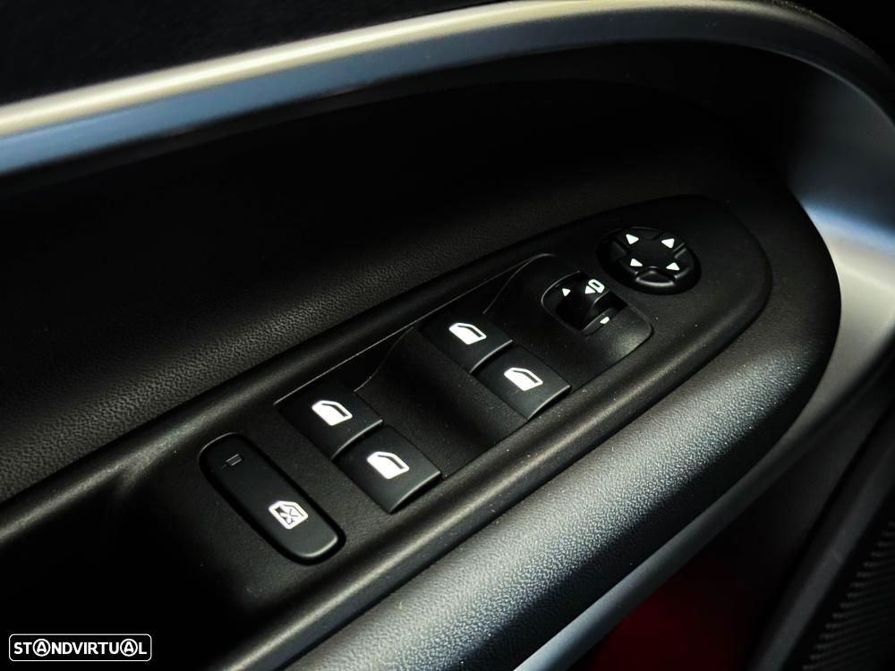 Jeep Avenger 54 kWh 1st Editon - 43