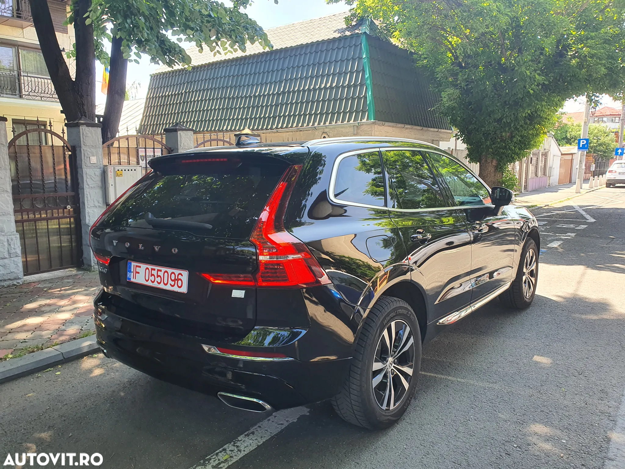 Volvo XC 60 T6 AWD Recharge Geartronic RDesign Expression - 4