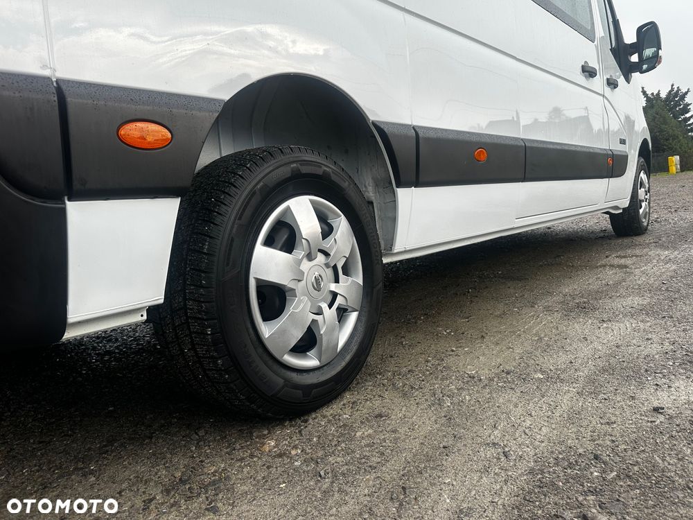 Nissan NV400 - 10