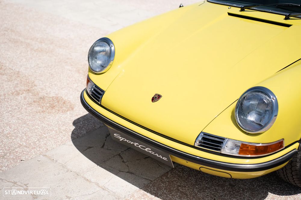 Porsche 911 Série F - 6