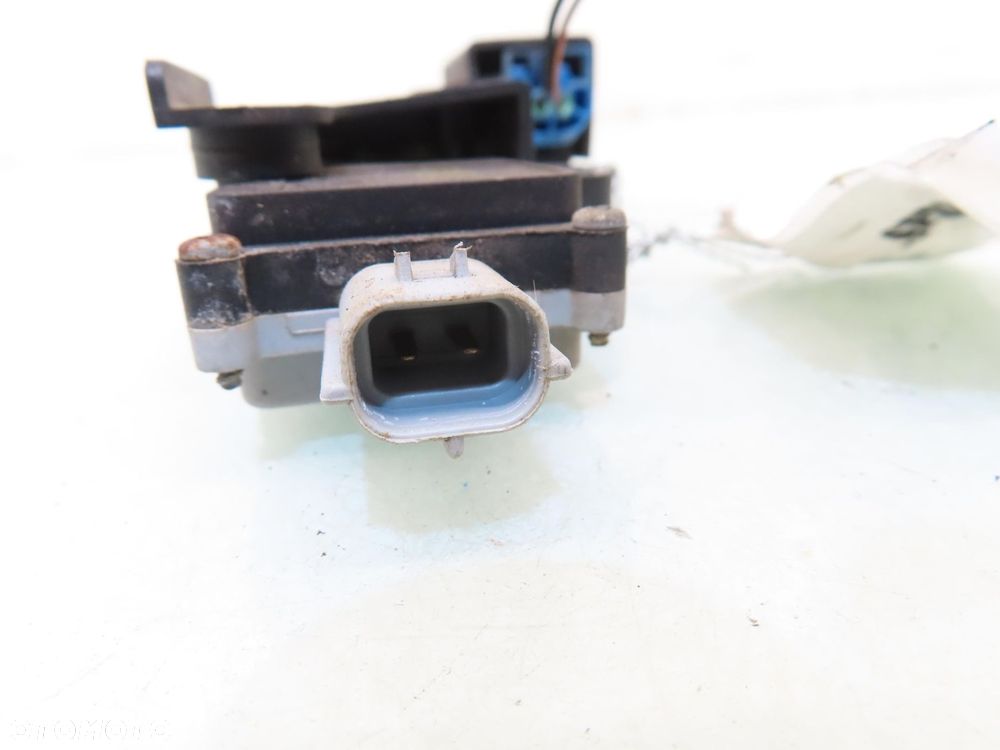 ZAMEK KLAPY LAND ROVER FREELANDER (L314) 335424 - 3