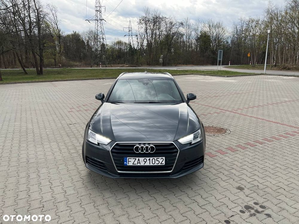 Audi A4 Avant 2.0 TDI S tronic design - 2