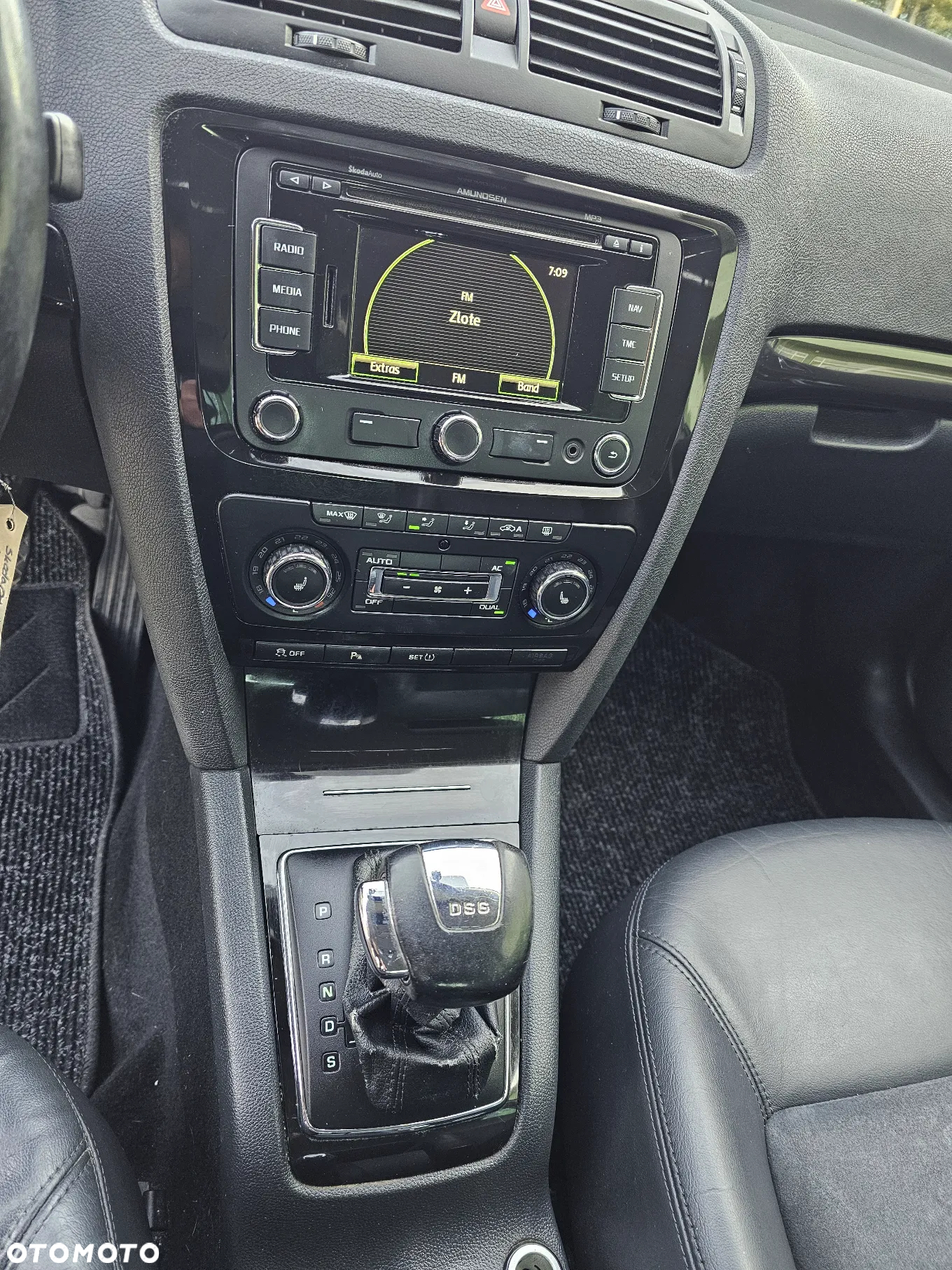 Skoda Octavia Combi 1.8 TSI DSG Laurin & Klement - 9