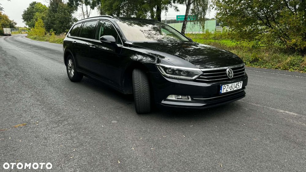 Volkswagen Passat 1.6 TDI BMT Comfortline - 17