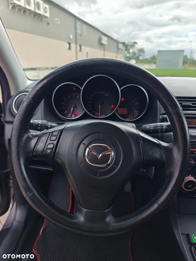 Mazda 3 - 9
