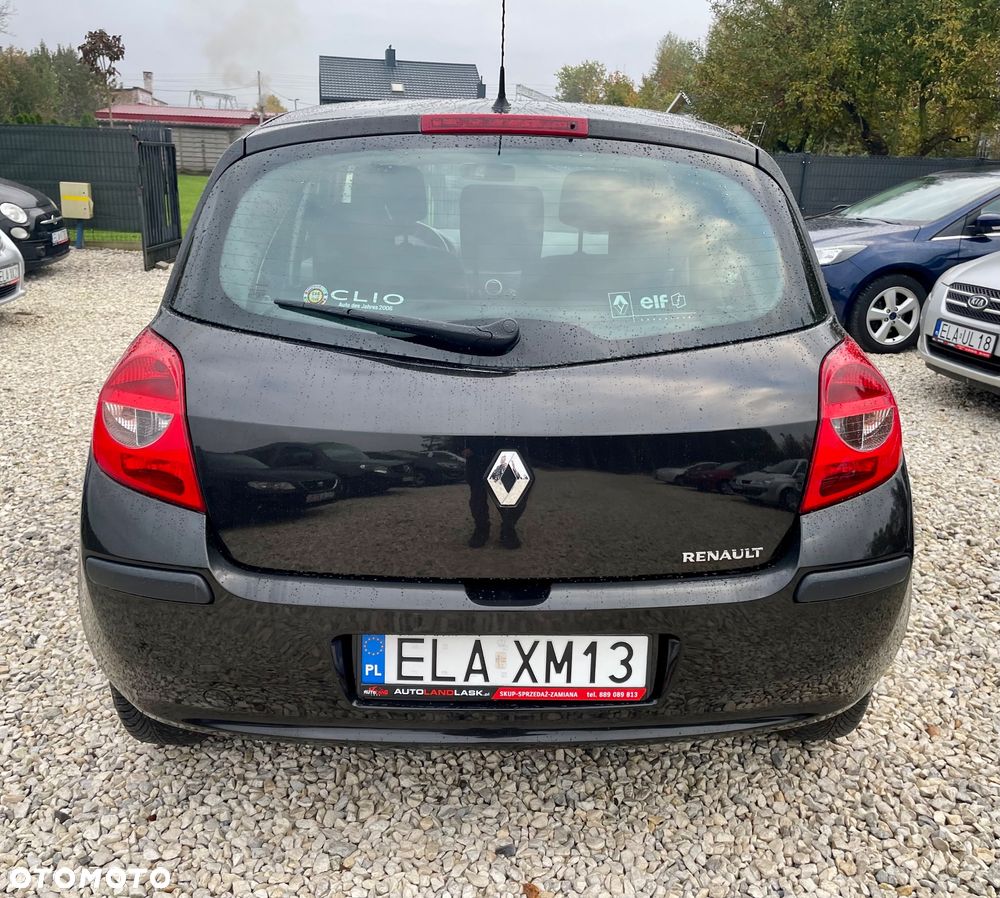 Renault Clio 1.2 16V 75 Dynamique - 19