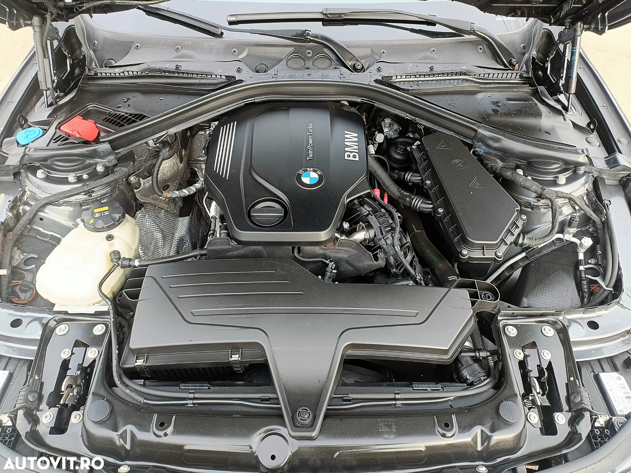 BMW Seria 3 320d Touring Aut. Sport Line - 17