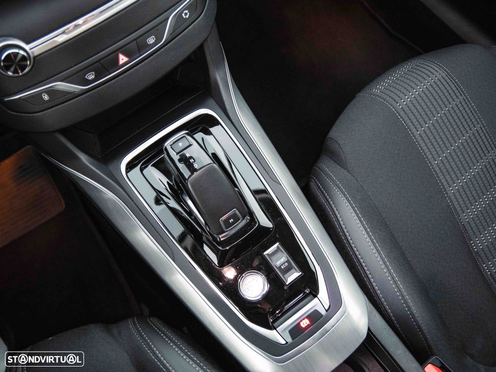 Peugeot 308 1.2 PureTech Allure Pack EAT8 - 6