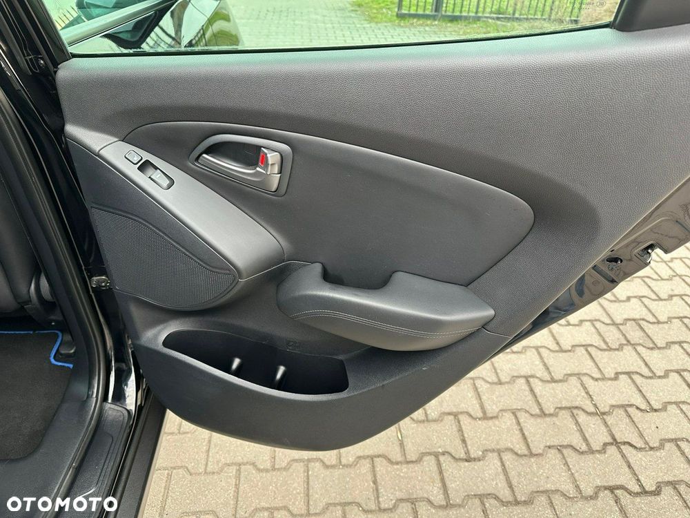 Hyundai ix35 - 17