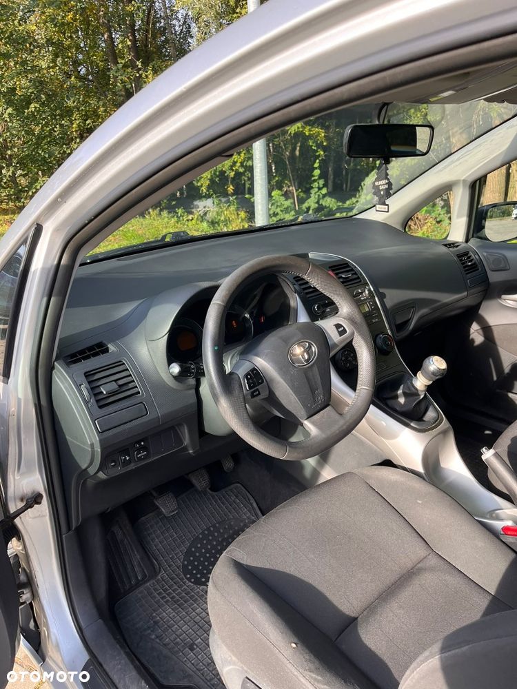 Toyota Auris - 6
