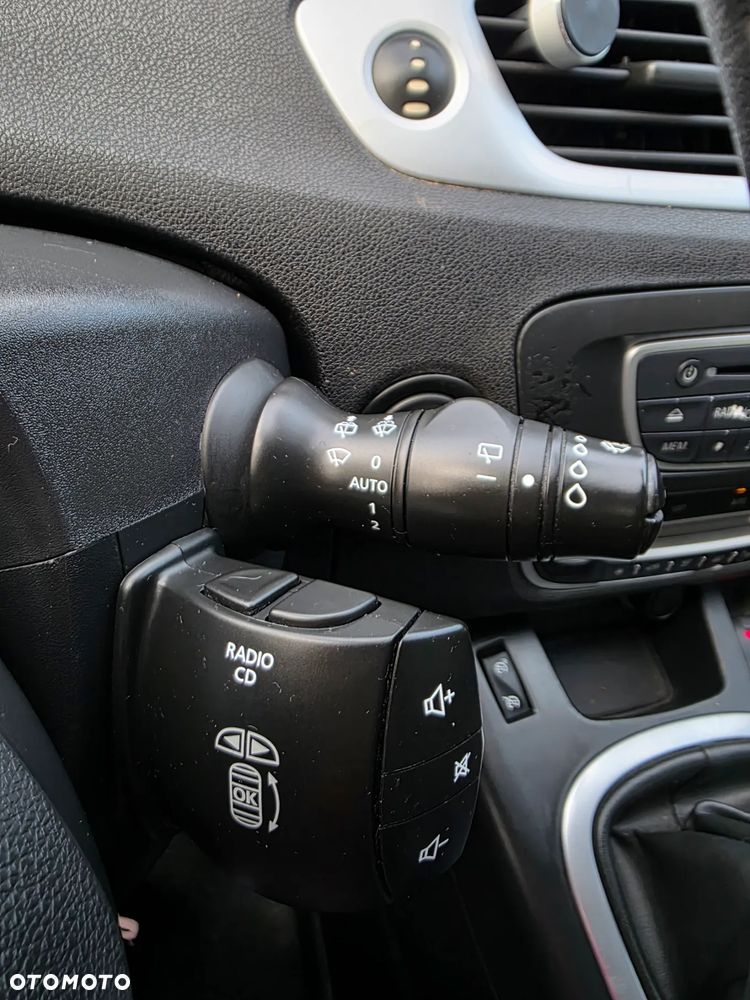 Renault Scenic 1.6 16V Start - 23