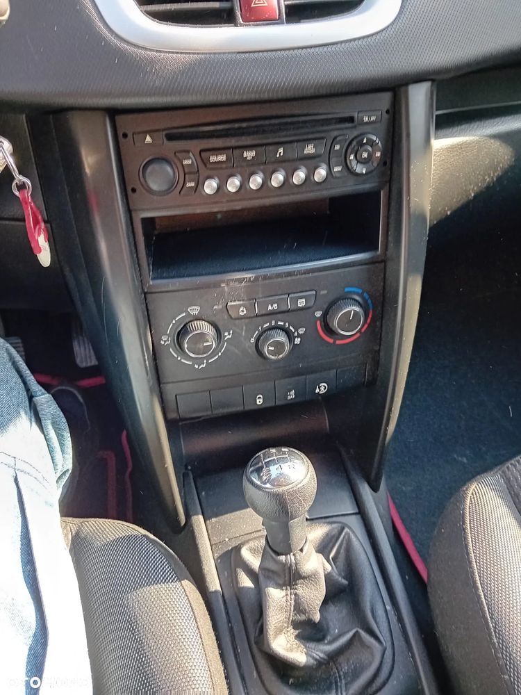 Peugeot 207 1.4 Active - 8