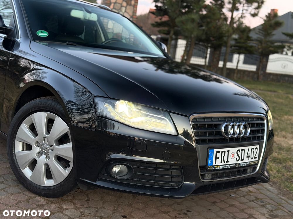 Audi A4 Avant - 27