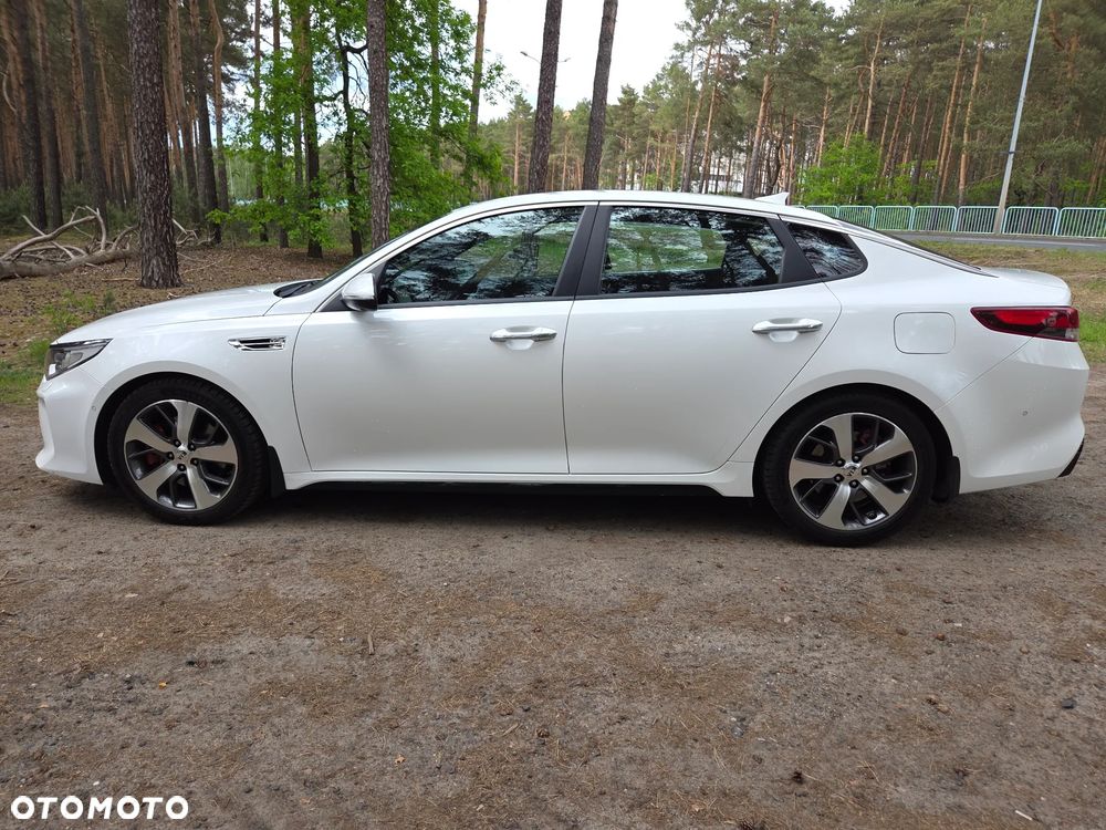 Kia Optima - 1