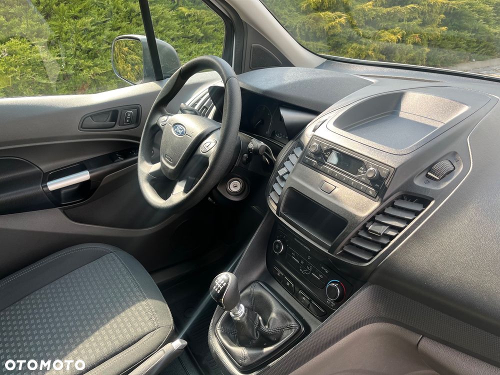 Ford Transit Connect - 28
