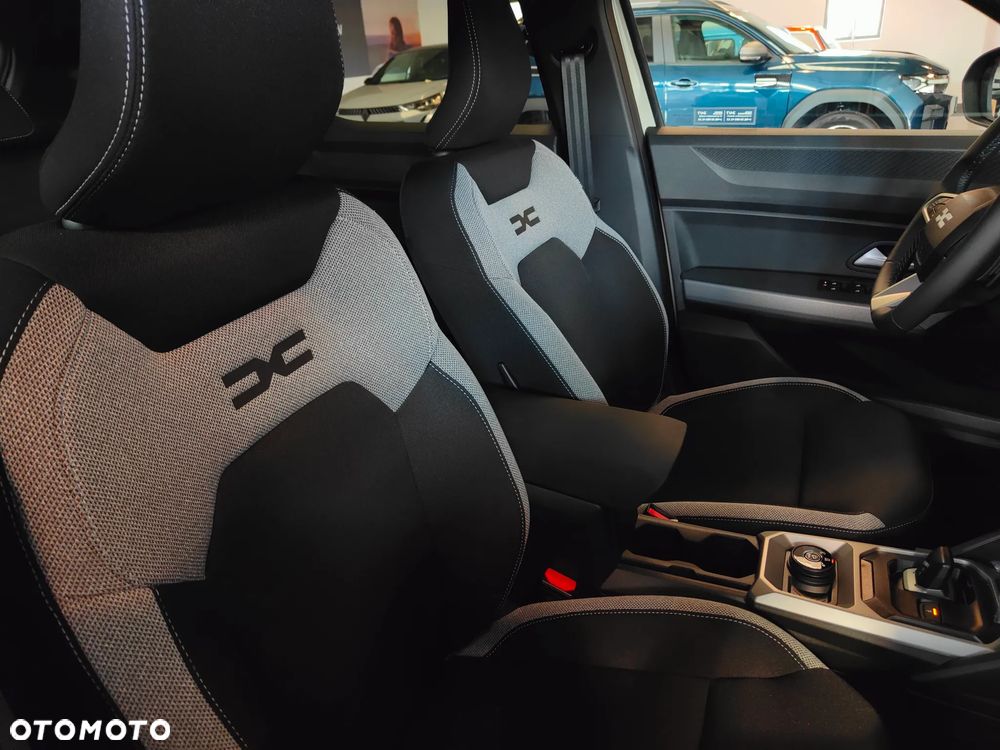 Dacia Duster 1.2 TCe Hybrid-G 150 Journey 4x4 - 33