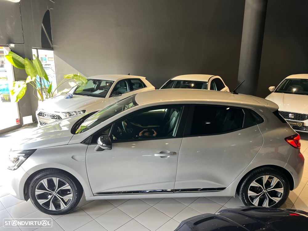 Renault Clio - 8