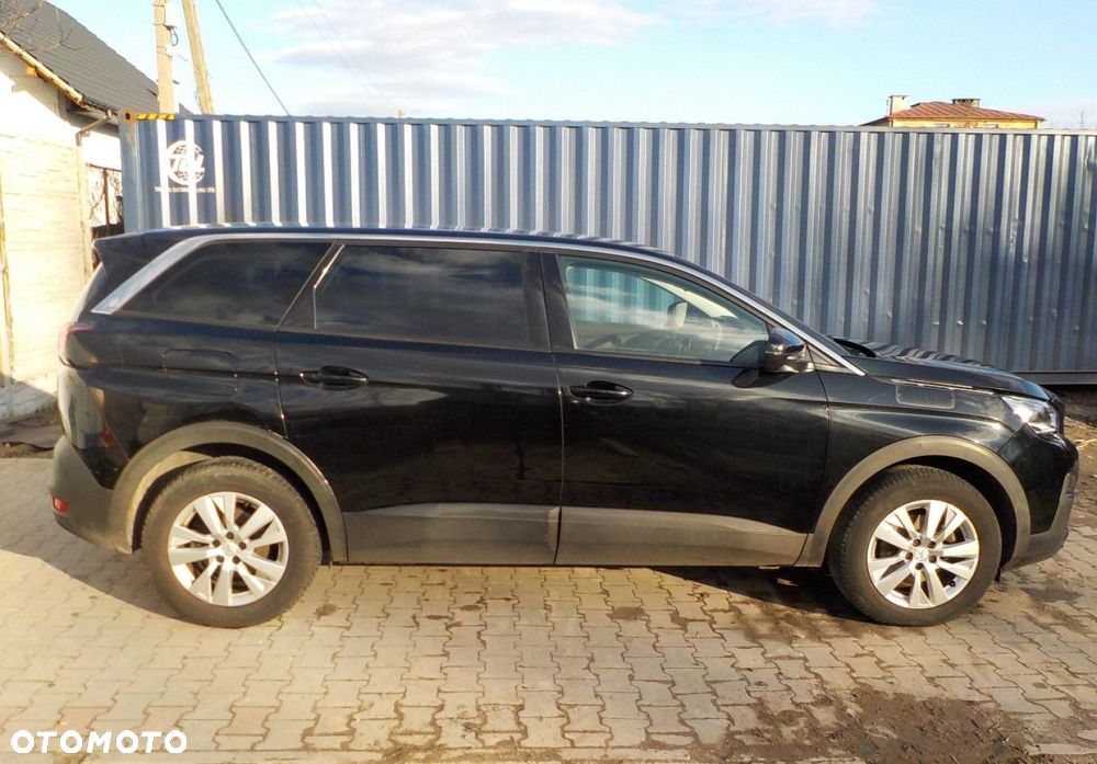 Peugeot 5008 - 11