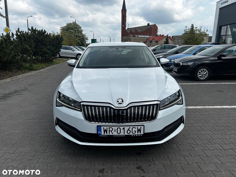 Skoda Superb 2.0 TDI SCR Ambition DSG - 3