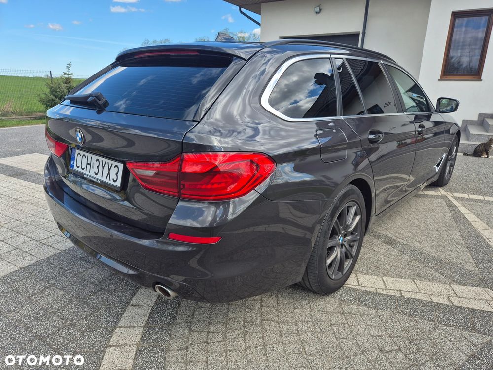 BMW Seria 5 520d - 4