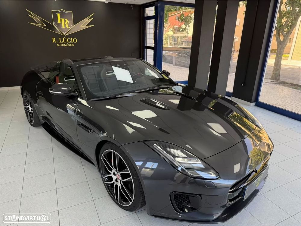 Jaguar F-Type 2.0 i4 Chequered Flag - 31
