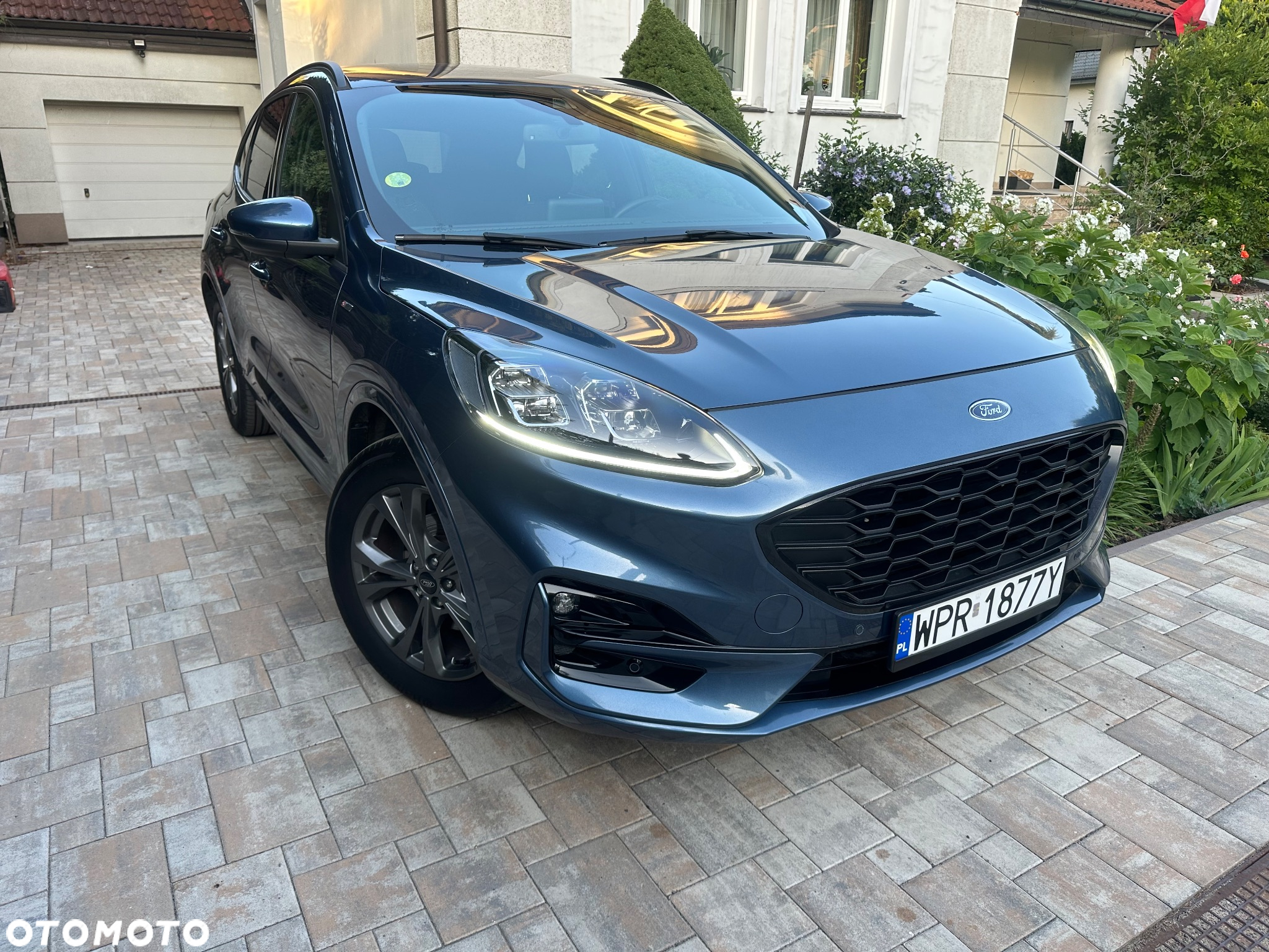 Ford Kuga 1.5 EcoBlue FWD ST-Line X - 2