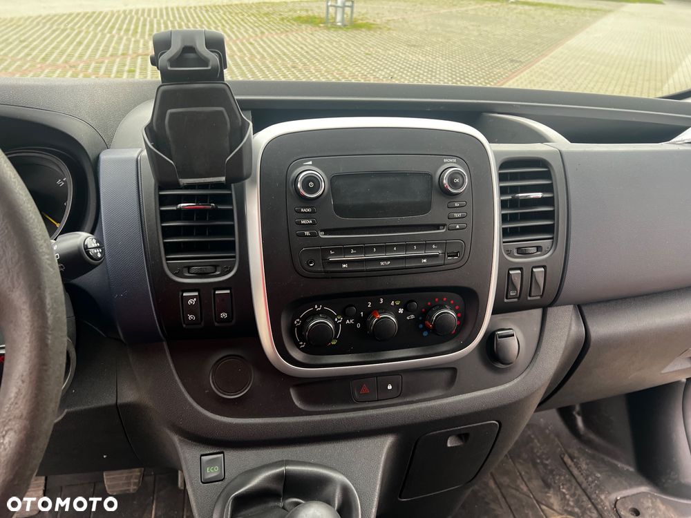 Opel Vivaro - 14