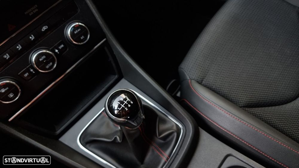 SEAT Leon 2.0 TDI FR S/S - 11