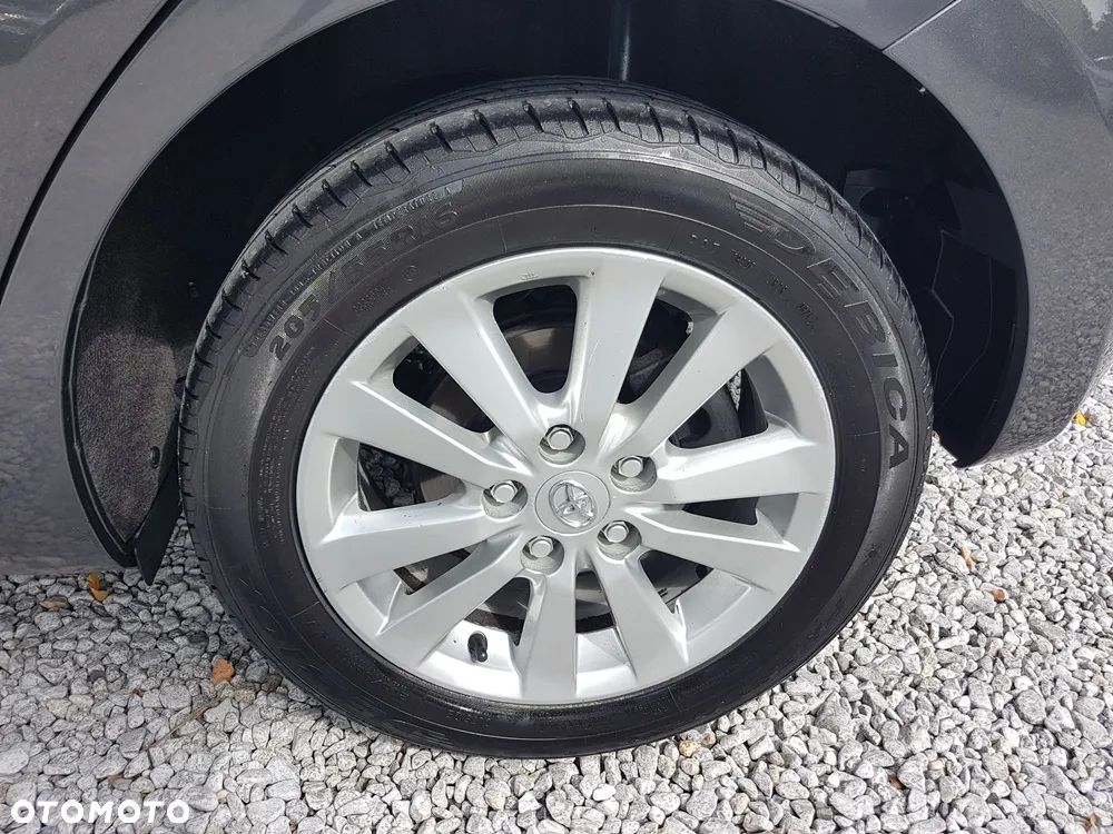 Toyota Auris 2.0 D-4D Executive - 34
