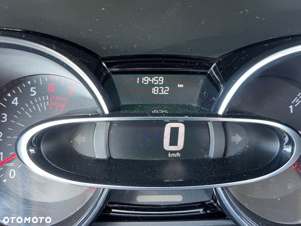 Renault Clio 1.2 16V 75 LIMITED - 25