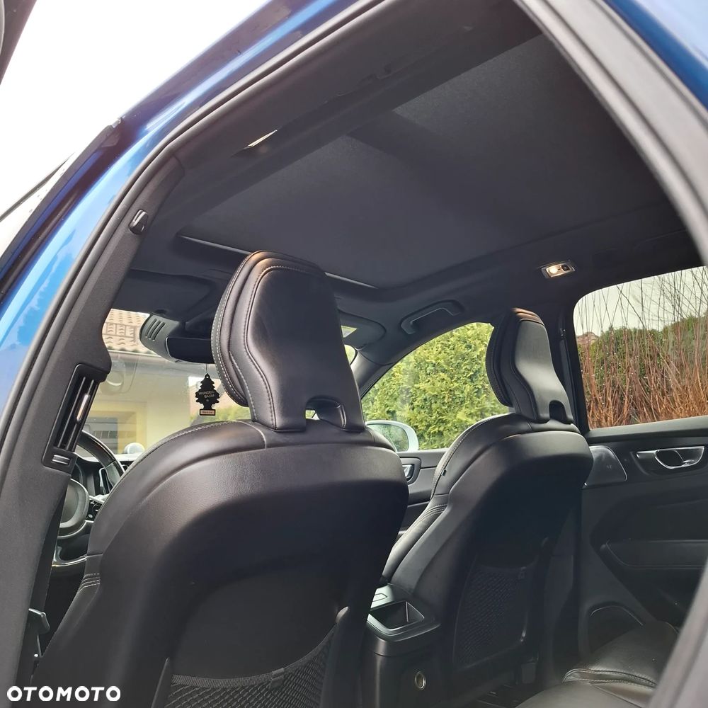 Volvo XC 60 T8 AWD Plug-In Hybrid R-Design - 21