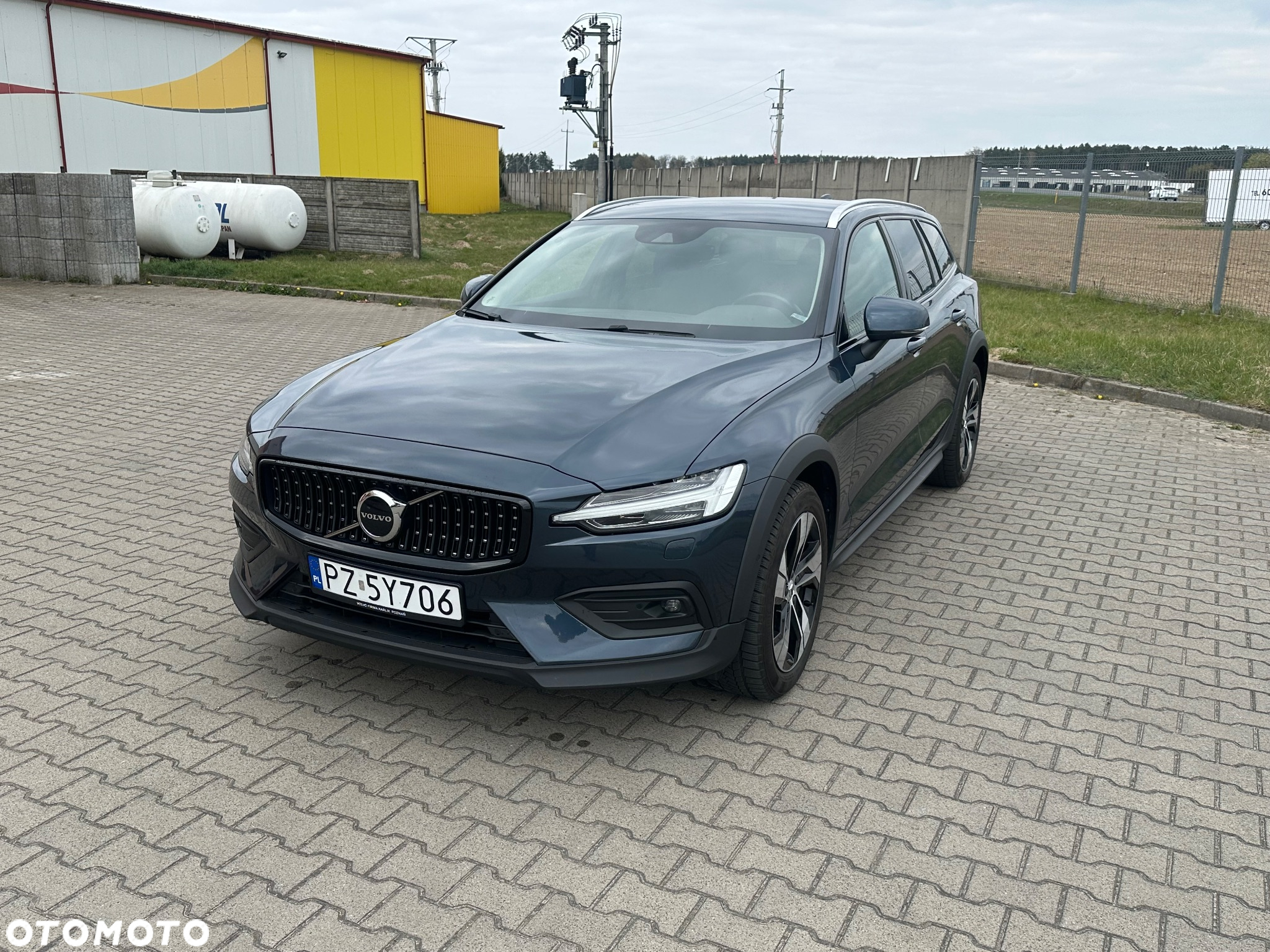 Volvo V60 Cross Country B4 D AWD Geartronic - 9