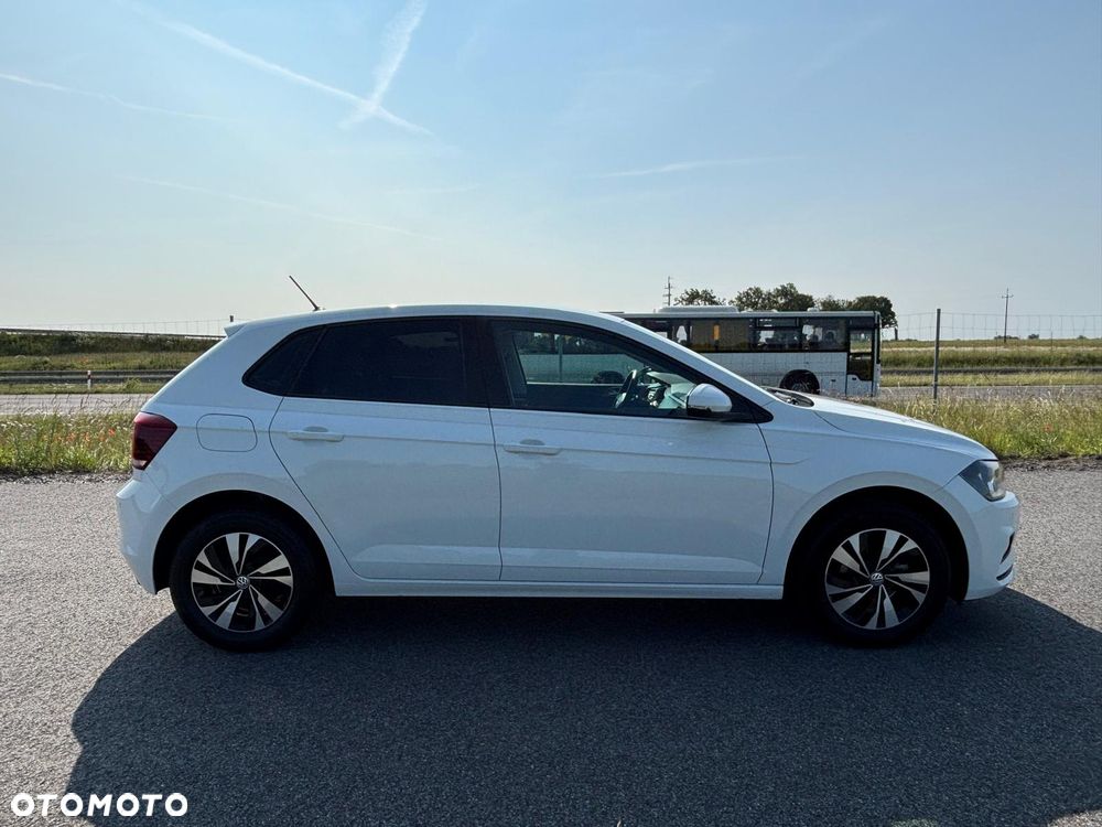 Volkswagen Polo 1.0 TSI Trendline - 2