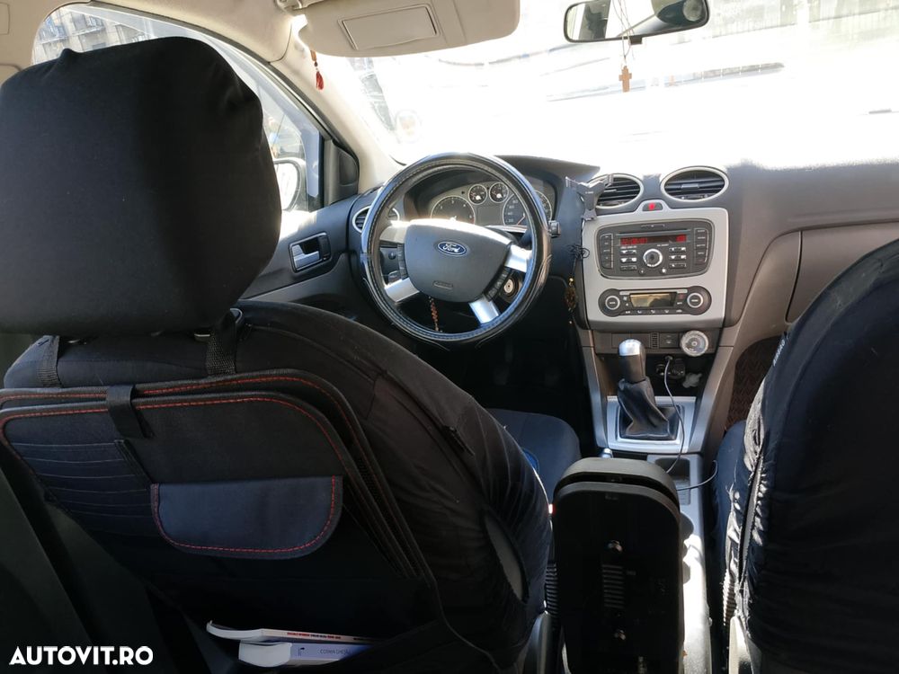 Ford Focus 1.8 TDCI Ghia - 4