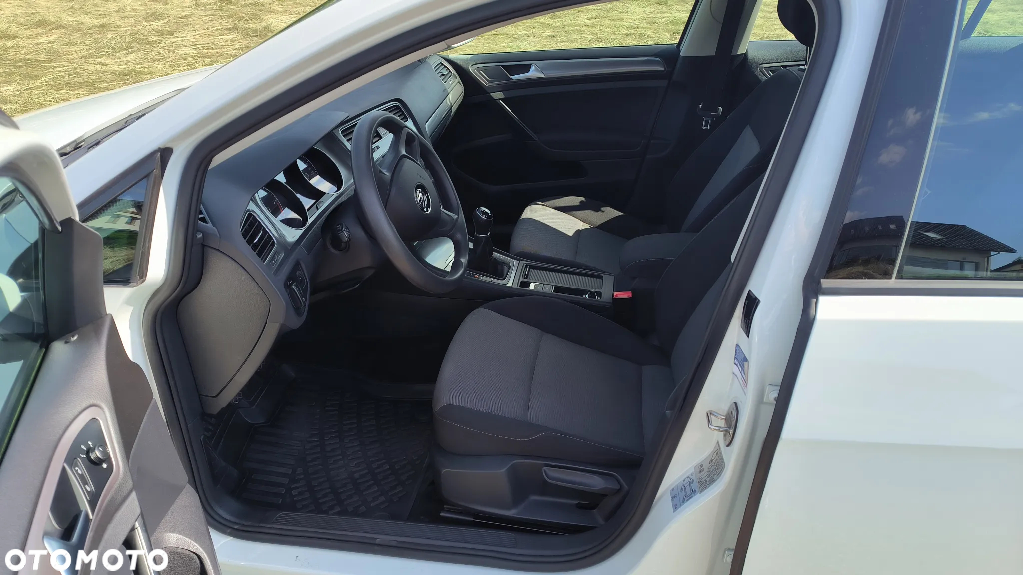Volkswagen Golf Variant 1.6 TDI BlueMotion Comfortline - 16
