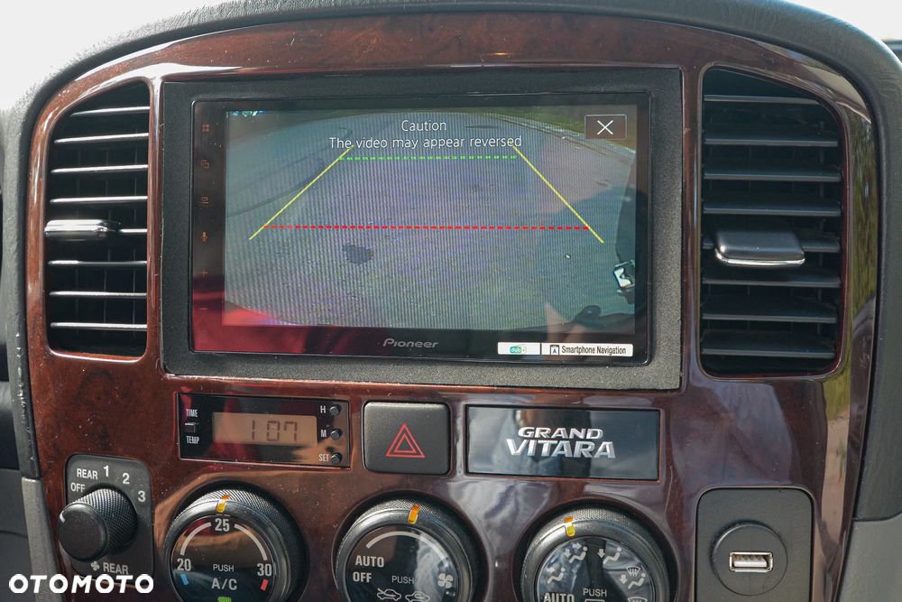 Suzuki Grand Vitara 2.7 V6 - 12