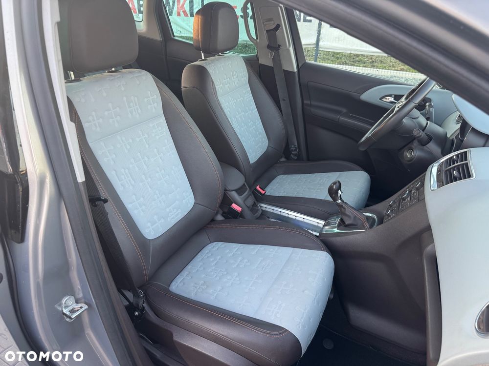 Opel Meriva 1.4 T Cosmo - 24
