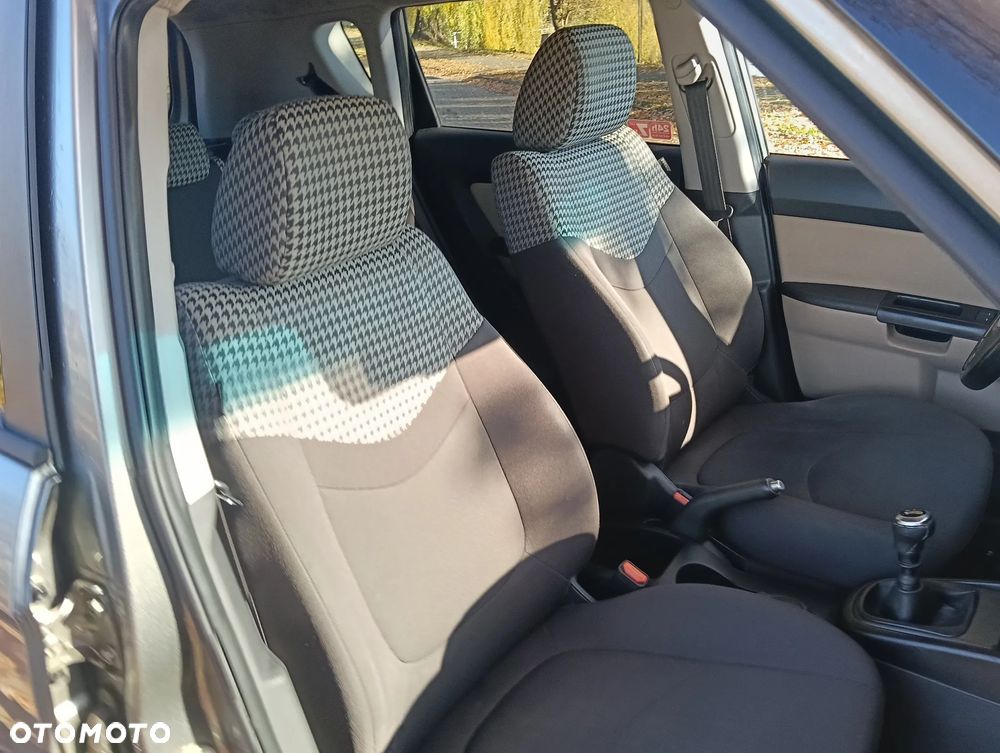 Kia Soul 1.6 GDI L - 11