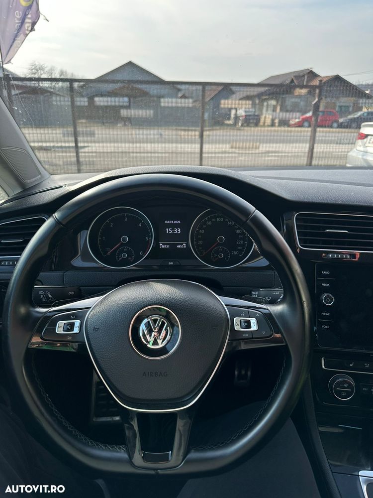 Volkswagen Golf 1.6 TDI SCR DSG Join - 20