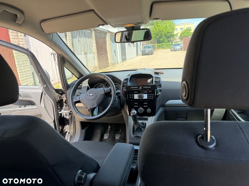 Opel Zafira 1.7 CDTI - 16