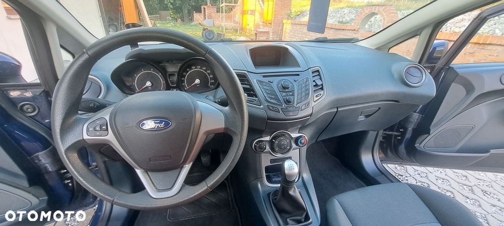 Ford Fiesta 1.25 Champions Edition - 6