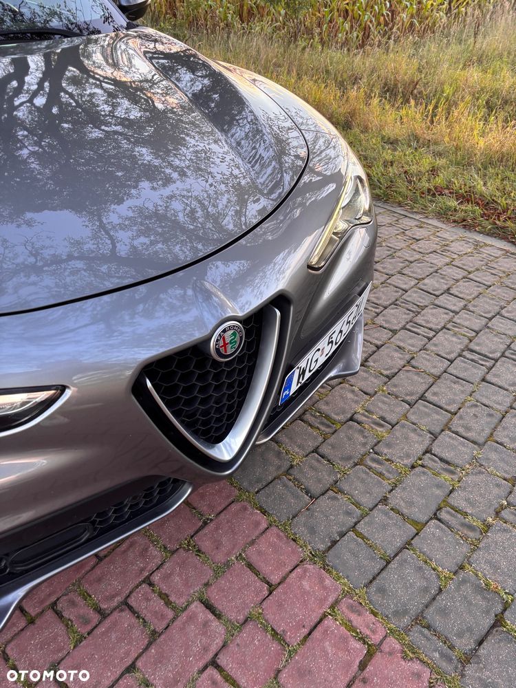 Alfa Romeo Stelvio 2.0 Turbo TI Q4 - 5