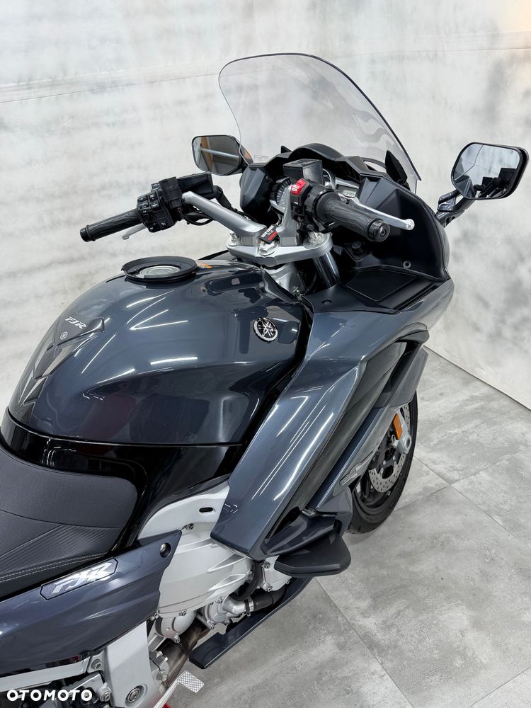 Yamaha FJR - 14