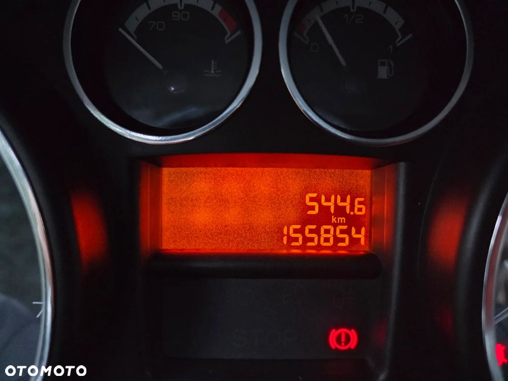 Peugeot 308 - 25