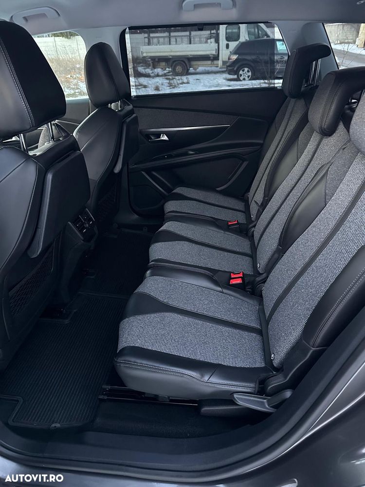 Peugeot 5008 - 6
