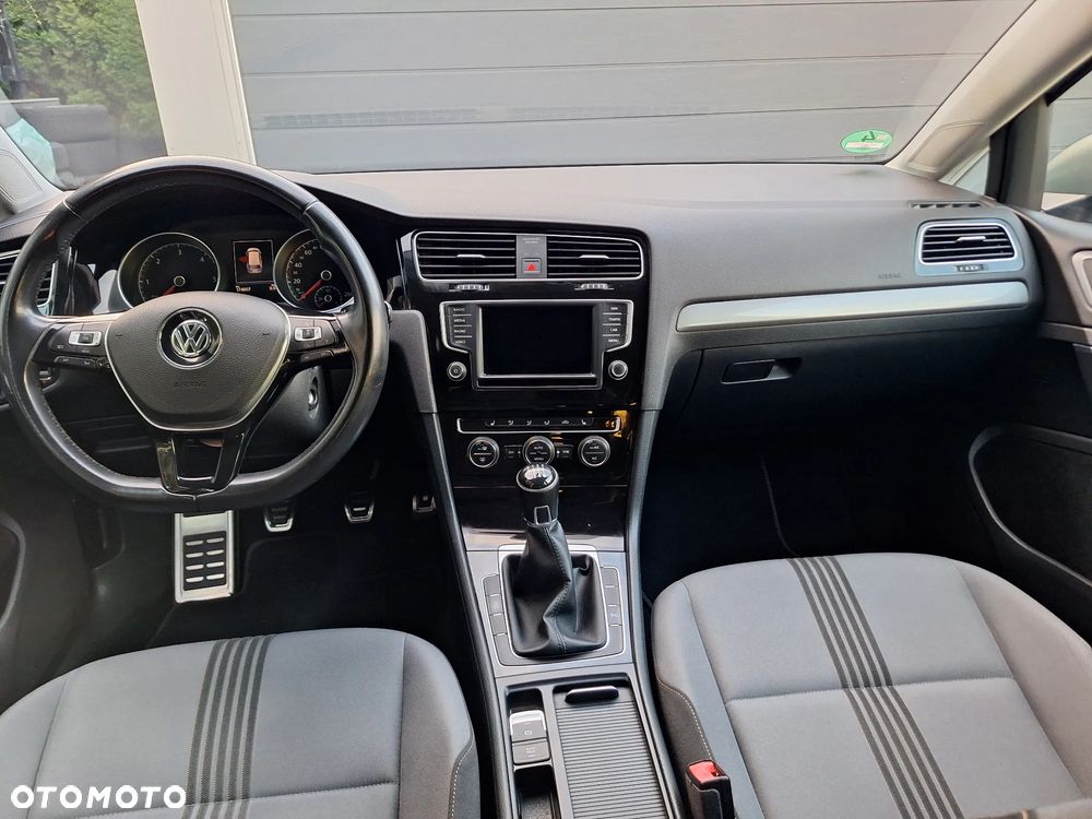 Volkswagen Golf 2.0 TDI BlueMotion Technology Allstar - 9