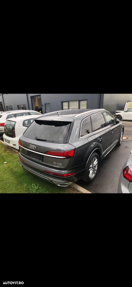 Audi Q7 55 TFSI quattro Tiptronic S line - 4