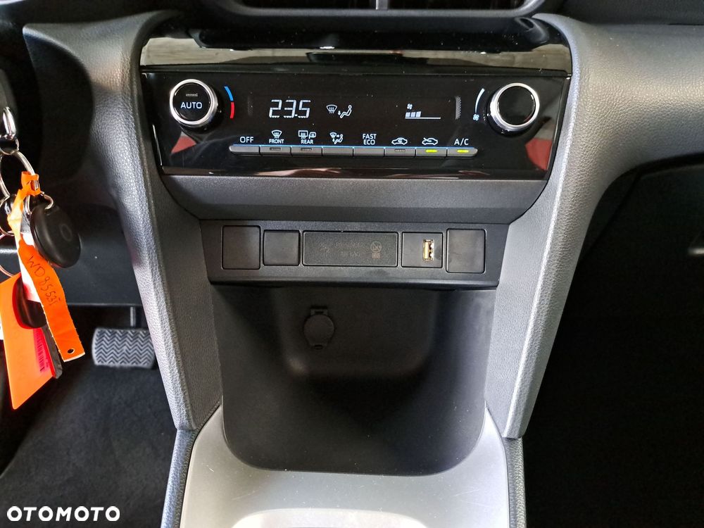 Toyota Yaris Cross Hybrid 1.5 Comfort - 26