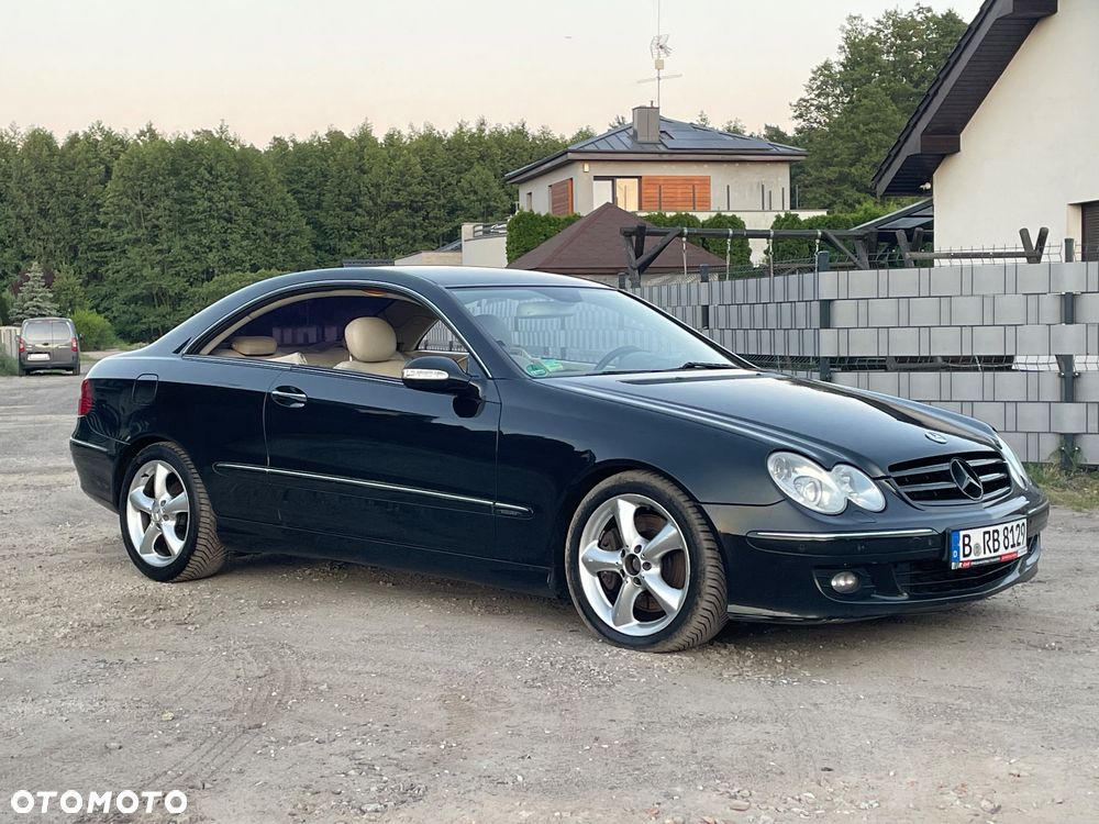 Mercedes-Benz CLK 320 CDI 7G-TRONIC Elegance - 11